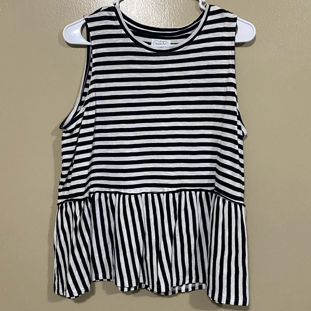 Black and White Baby Doll Tank ⚡️